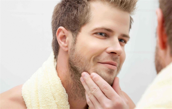 男士护肤品哪个好用？快速改善形象 好用的男士护肤品套装推荐